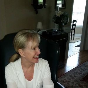 Meet your Posher, Janet